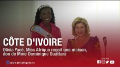 Miss Afrique Olivia YACÉ reçoit une maison de Mme Dominique OUATTARA