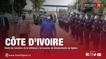 Visite du ministre de la défense à la caserne de Gendarmerie de Agban